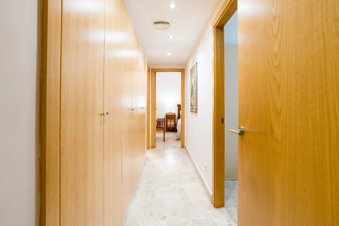 Keywise Perfect Location Next To Maria Zambrano Station, Central , Beach ,Pool And Free Parking Malaga 0*,  Spain