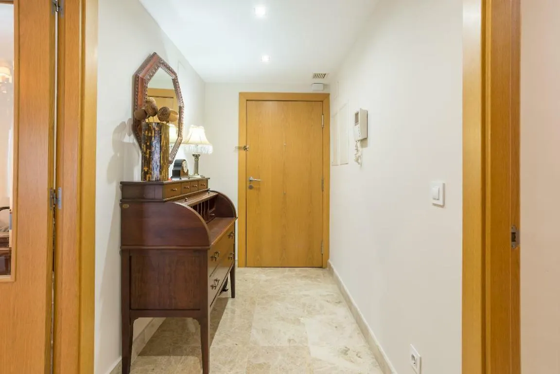 Keywise Perfect Location Next To Maria Zambrano Station, Central , Beach ,Pool And Free Parking Malaga Apartment