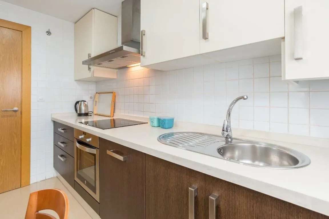 Keywise Perfect Location Next To Maria Zambrano Station, Central , Beach ,Pool And Free Parking Malaga Spain