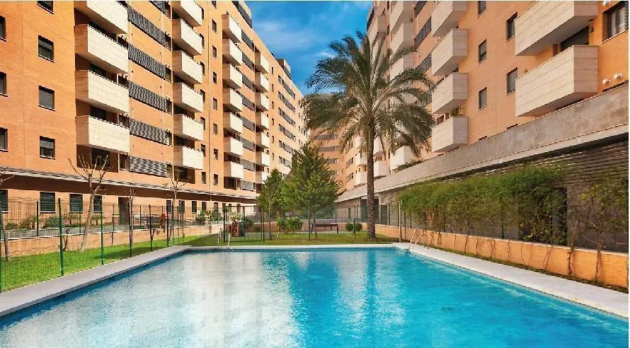 Keywise Perfect Location Next To Maria Zambrano Station, Central , Beach ,Pool And Free Parking Malaga Apartment