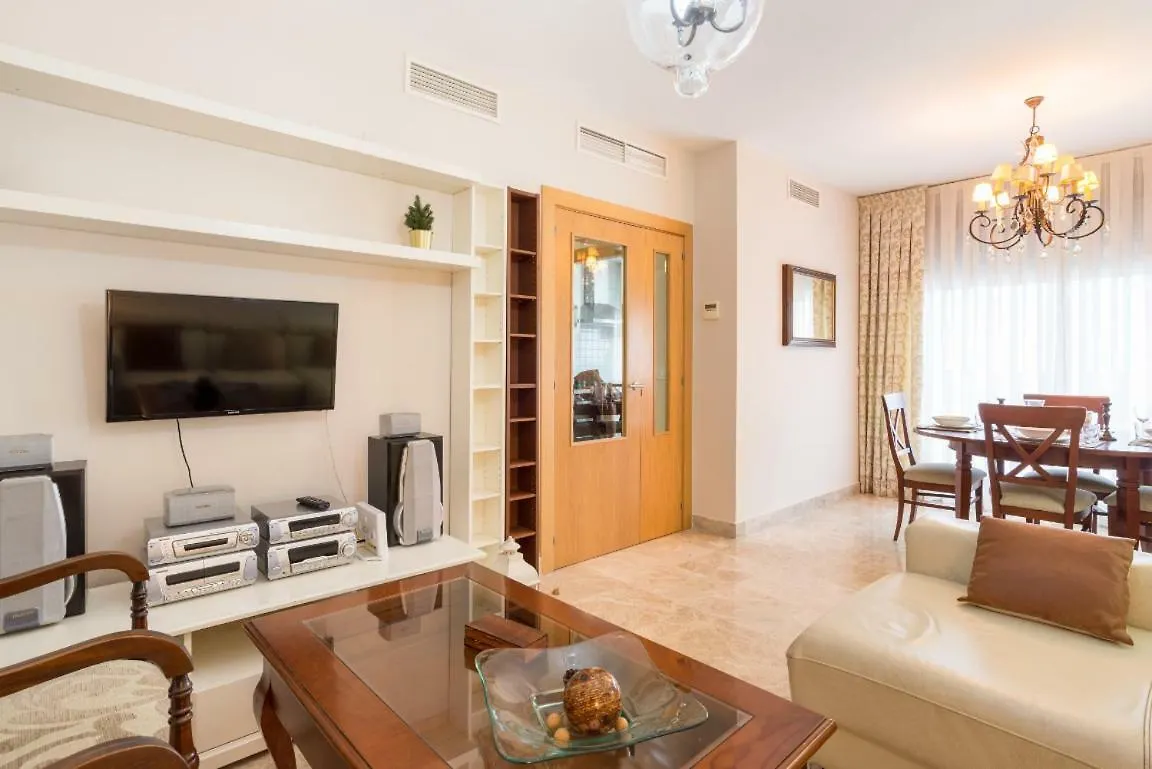Apartment Keywise Perfect Location Next To Maria Zambrano Station, Central , Beach ,Pool And Free Parking Malaga Spain