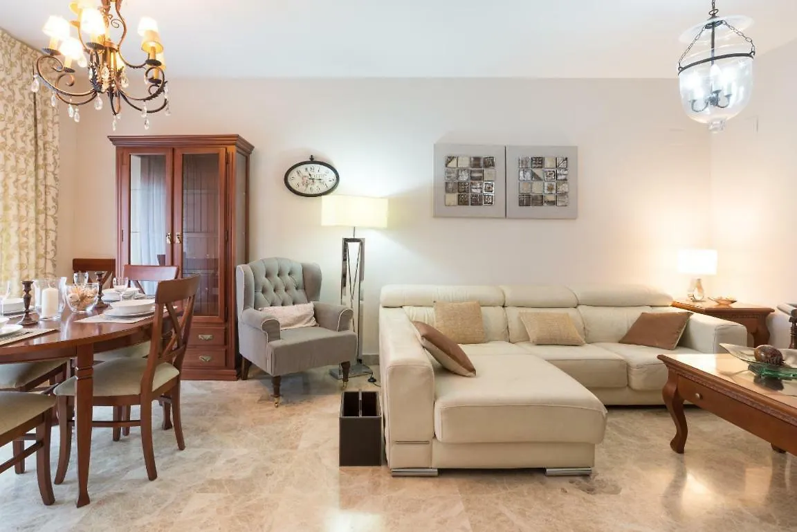 Keywise Perfect Location Next To Maria Zambrano Station, Central , Beach ,Pool And Free Parking Málaga Apartamento