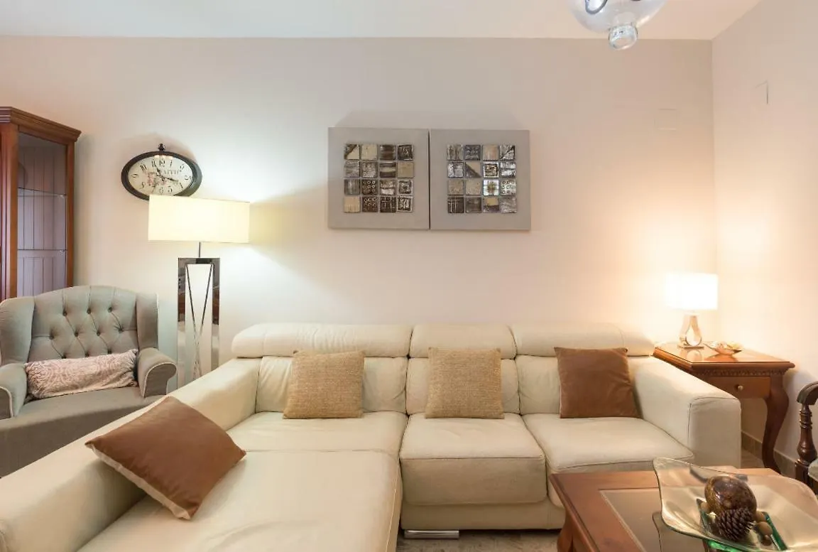 Keywise Perfect Location Next To Maria Zambrano Station, Central , Beach ,Pool And Free Parking Málaga Apartamento